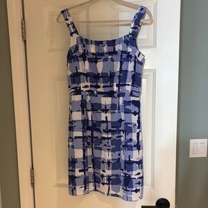 Banana Republic Blue and White Patterned Women's Dress, size 6 - worn once!